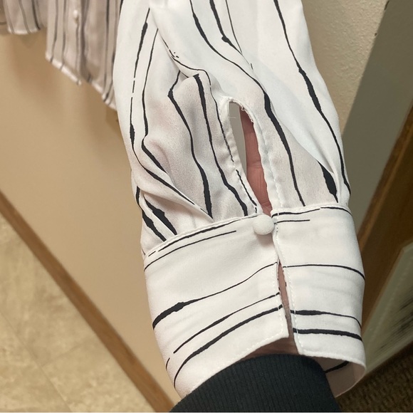 Worthington Striped Button Blouse - Picture 7 of 7